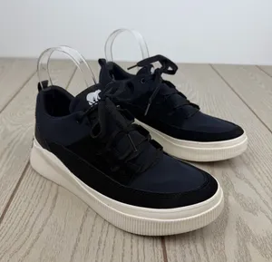 Sorel Women's Out N About IV Low Women's Waterproof Sneaker 8.5 Black Gum 2 $100 thumbnail 1