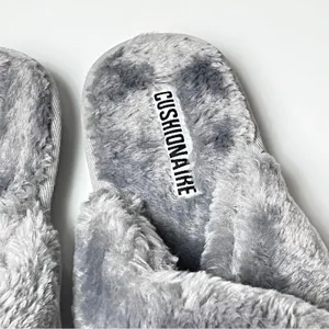 Cushionaire Women's Gray Faux Fur Style Slippers Sz 8 thumbnail 6
