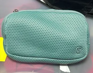 Lululemon Everywhere Belt Bag 1L in the Knit Mesh edition. NWT Crater Blue thumbnail 1