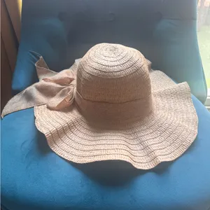 Elegant Tan Sun Hat with Bow thumbnail 2