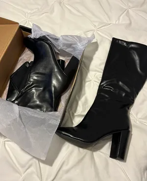 High Heel Black Boots thumbnail 1