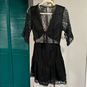 Free people Lala Lace Mini Dress. NWT. Black - small thumbnail 7