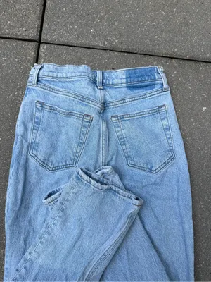 Abercrombie 90s Straight Ultra High Rise Jeans 27 4 Long Light Wash thumbnail 5