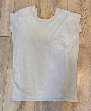 Fabletics Cross Back Valhalla Tee XS Xsmall Gray Workout Activewear‎ Top thumbnail 1