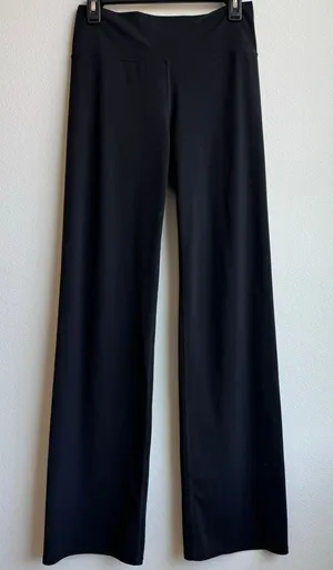 Vuori All The Feels Straight Wide Leg Pants Size Large Black VW4451 Square Logo thumbnail 1