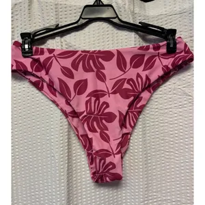 Bikini‎ Strapless Two thumbnail 2