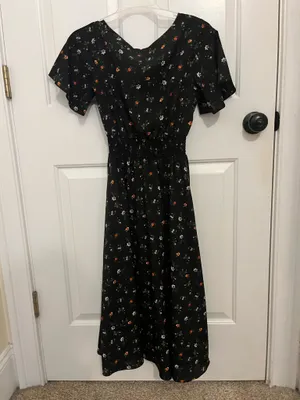 black floral midi dress thumbnail 3