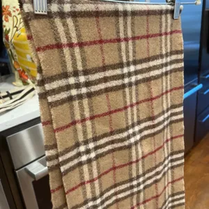 Burberry cashmere shimmer scarf woman’s thumbnail 2