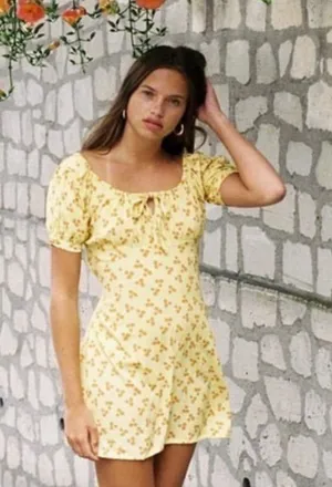 With Jéan Loretta Dress in a yellow multi-color print thumbnail 1
