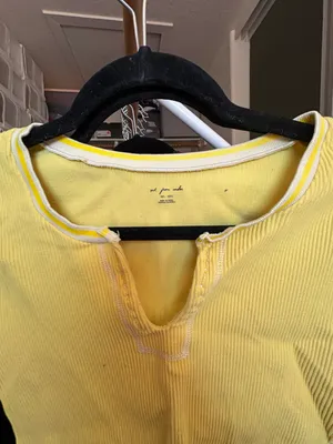 Urban Outfitters Crop Tops thumbnail 2