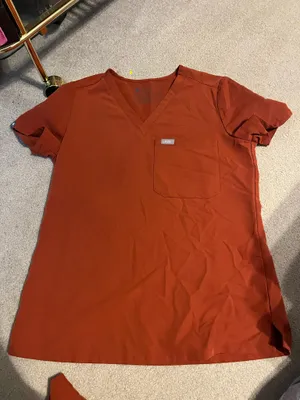 FIGS Scrubs Set thumbnail 2