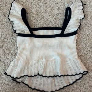 Brand new w tags Zara ruffle top thumbnail 2