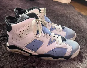 Air Jordan sneakers thumbnail 1