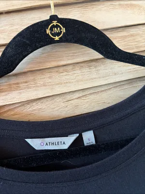 Athleta Black Dropped Short Sleeve Crewneck Tee Small thumbnail 2