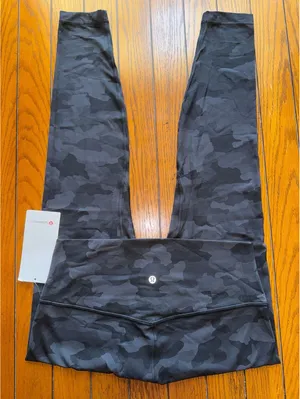 Lululemon Align High Rise 28” Heritage 365 Camo Deep Coal Black Size 12 NWT thumbnail 1