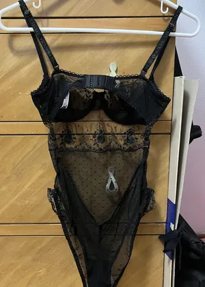 NWOT Victoria’s Secret Rose Bud Lace Bodysuit thumbnail 2