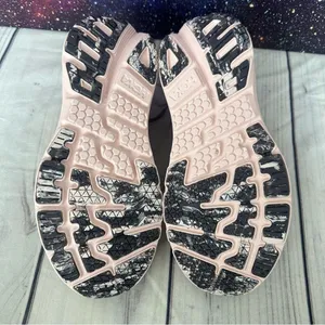 Hoka One One * Anthropologie Vibrant Bloom Bondi L Running Shoes Men 14 Women 15 thumbnail 7