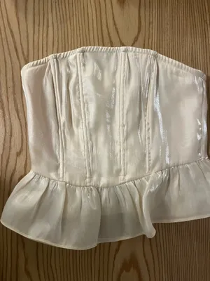 Boutique top thumbnail 2