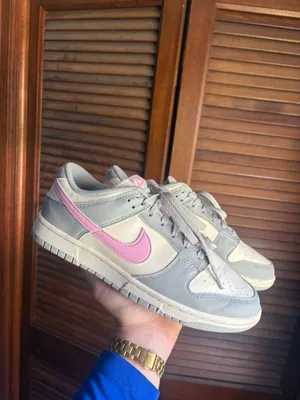 Nike Dunks thumbnail 2