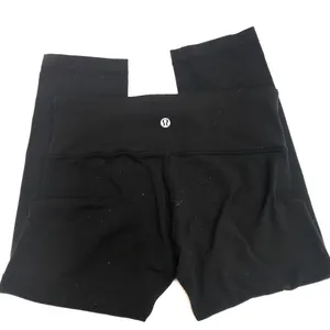 LULULEMON 4 low rise black crop leggings thumbnail 1