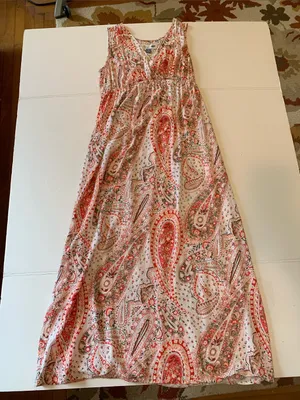 Old Navy Women’s Small Coral and Cream Paisley Sleeveless Maxi Maternity Dress thumbnail 1