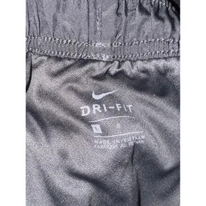 Nike‎ Women's Running Athletic Shorts Gray White Side Vents thumbnail 5
