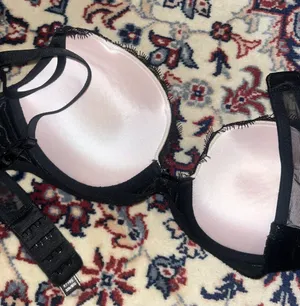 Victoria's Secret Final price !! Very Sexy Bra thumbnail 2