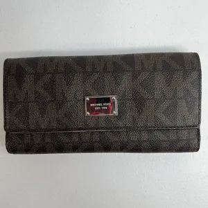 Michael Kors Checkbook Wallet Large Jet Set Travel‎ Signature Brown Monogrammed thumbnail 2