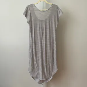 Lululemon S Gray Striped Short Sleeve Scoop Neck T-Shirt Loungewear Dress thumbnail 6