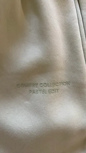 Comfrt sweatpants thumbnail 4
