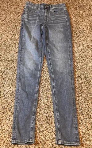 American Eagle Super High-Rise Jeggings‎ Size 4 Long Blue Wash Denim Jeans thumbnail 1