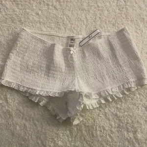NWT PINK BY FRANKIES BIKINIS BRISTOL POPLIN SHORTS in White. Size XL thumbnail 4