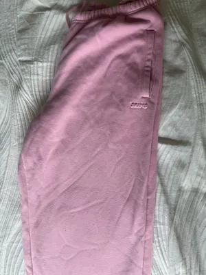 SKIMS Cotton Fleece Blend Classic Joggers thumbnail 4