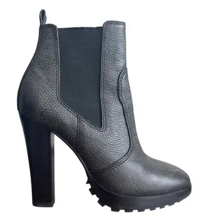 Tory Burch Sullivan Booties 7 Irish Charcoal Leather Lug Platform Chelsea thumbnail 1