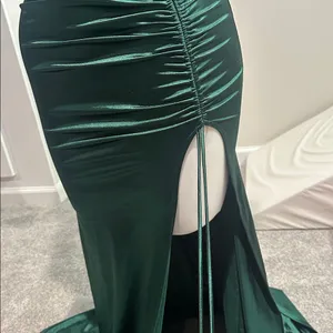 Windsor emerald‎ green long evening gown with side slit size small thumbnail 4