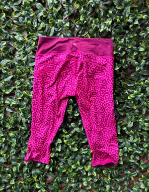 Lululemon Run: Top Speed Crop Ace Spot Jewelled Magenta Size 8 thumbnail 5