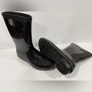 UGG Black Glossy Rain Boots Size 6 Waterproof Rubber Mid Calf thumbnail 8