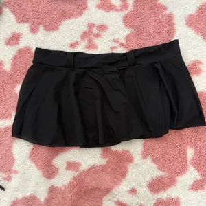 🖤🔥 Y2k Micro Mini Skirt Set – Black Ruched Halter + Belt Small 🔥🖤 thumbnail 3