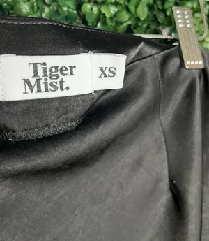 Tiger Mist Black Skirt thumbnail 4