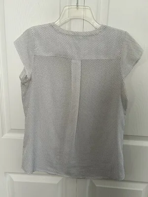 Tommy Hilfiger Split Neck Cap Sleeve Pleated Front Top White /Black Polka Dots S thumbnail 3