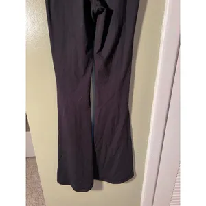 Yogalicious Women's Size Small Scrunch Front High Waist Flared Legging Black thumbnail 11