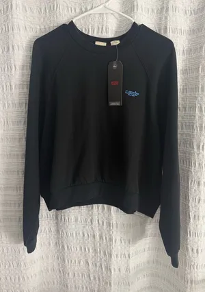 Levi’s Crewneck Sweatshirt thumbnail 1