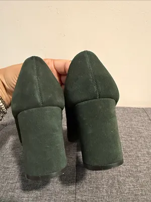Fashion Bug Dark Green Suede Block Heel Pumps Size 8 thumbnail 4