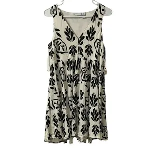 Sincerely Jules Flowy Black and White Sleeveless Mini Dress(Size Medium) thumbnail 4