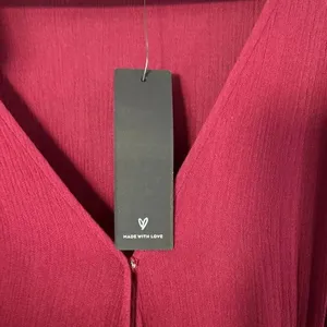 Lulus Burgundy Wide-Leg Jumpsuit NWT | Women’s Small | Flutter Sleeve Deep V thumbnail 7