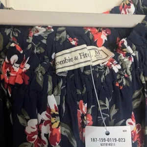 NWT Abercrombie Floral Babydoll Dress Navy Cottagecore Romantic Boho Flowy M thumbnail 5