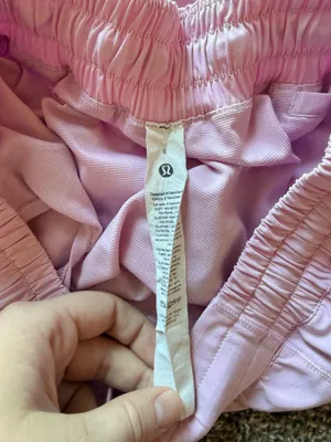 Lululemon Hotty Hot Shorts 2.5" Low-Rise Lined 8 thumbnail 5