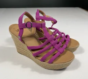 UGG Cressida Pink Purple Strappy 3"Wedges‎ Summer Vacation Casual Cute Size 7.5 thumbnail 1