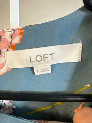P111. Loft Floral Long-Sleeve Blouse in Dusty Blue thumbnail 2