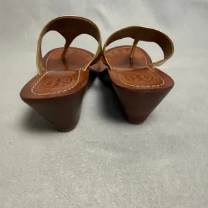 Tory Burch Miller Wedge Sandals Gold Metallic Croc Embossed Logo 8M thumbnail 5